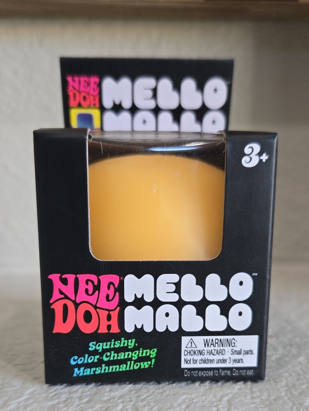 NeeDoh Mello Mallo Color-Changing Squishy Marshmallow - Yellow Accent